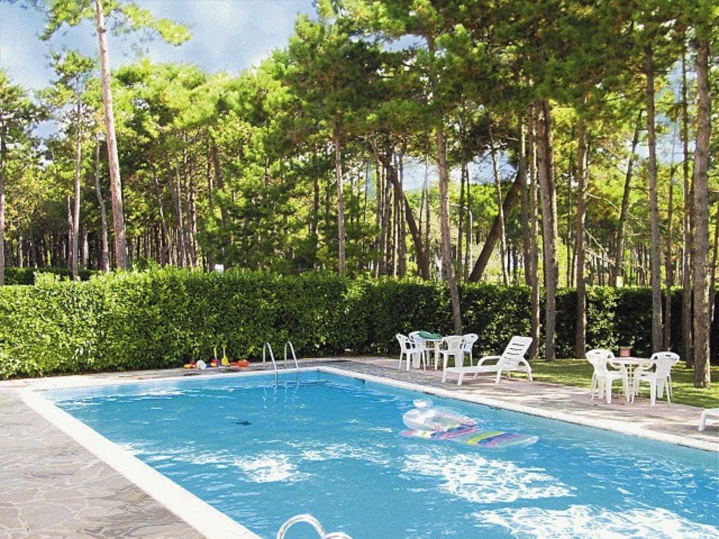 Ferienwohnung Lignano Exclusive With Pool Lignano Sabbiadoro Exterior foto